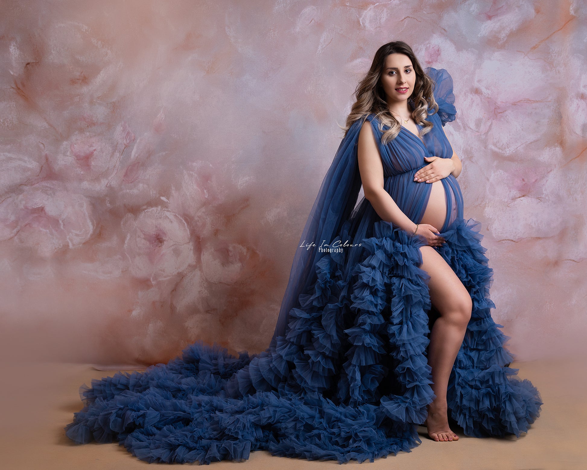 FOR HIRE / RENT large tulle Maternity Photoshoot Event Dress